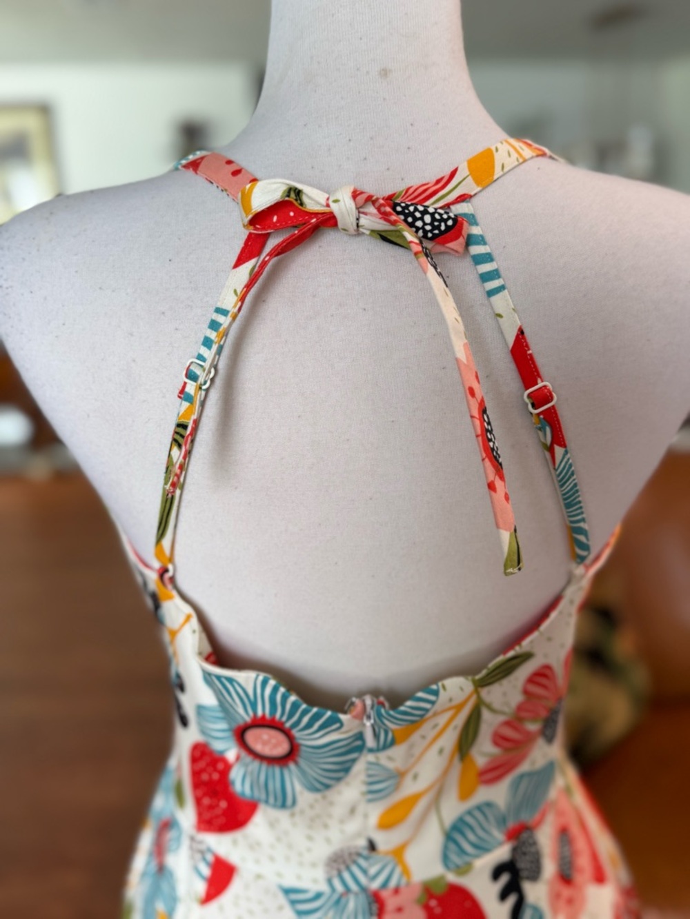 💐 Collectif Floral Tie-Waist Midi Dress Retro Picnic - Picture 6 of 17